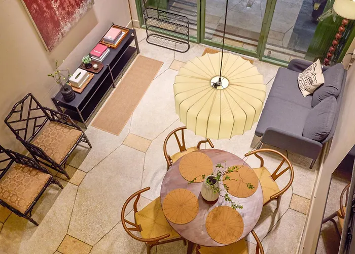 Newly Renovated, 4br Townhouse , 5min Mrt , Group Bangkok