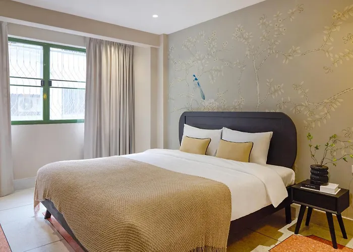 Newly Renovated, 4br Townhouse , 5min Mrt , Group Bangkok